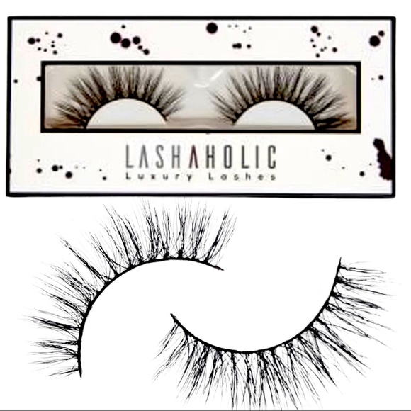 LASHAHOLIC KISS ME SILK LUXURY LASHES BNIB - Picture 1 of 4
